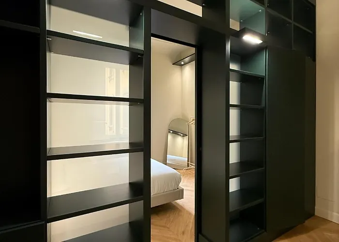 Apartment Luxury Design 1br 1ba High Ceilings Milan
