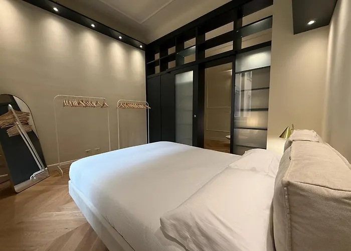 Luxury Design 1br 1ba High Ceilings Apartment