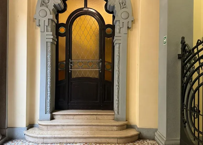 Luxury Design 1br 1ba High Ceilings Apartment Milan