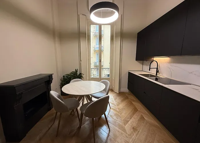 Apartment Luxury Design 1br 1ba High Ceilings Milan