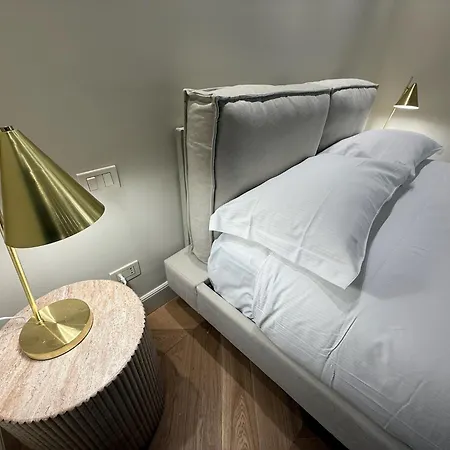 Lusso In Palazzo D'epoca Appartement