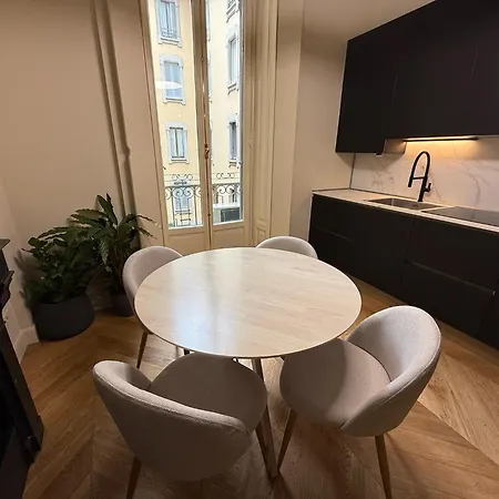 Lusso In Palazzo D'epoca *